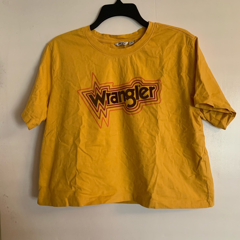 Cropped vintage tee